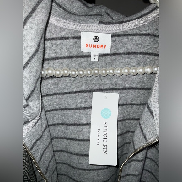 Sundry Striped Tawny Zip up Hoodie - NWT - Size 4/XL - *SOFTER THAN SOFT* - Picture 10 of 13